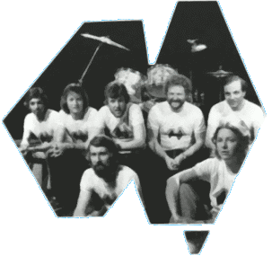 Wallis Malitda Graphic